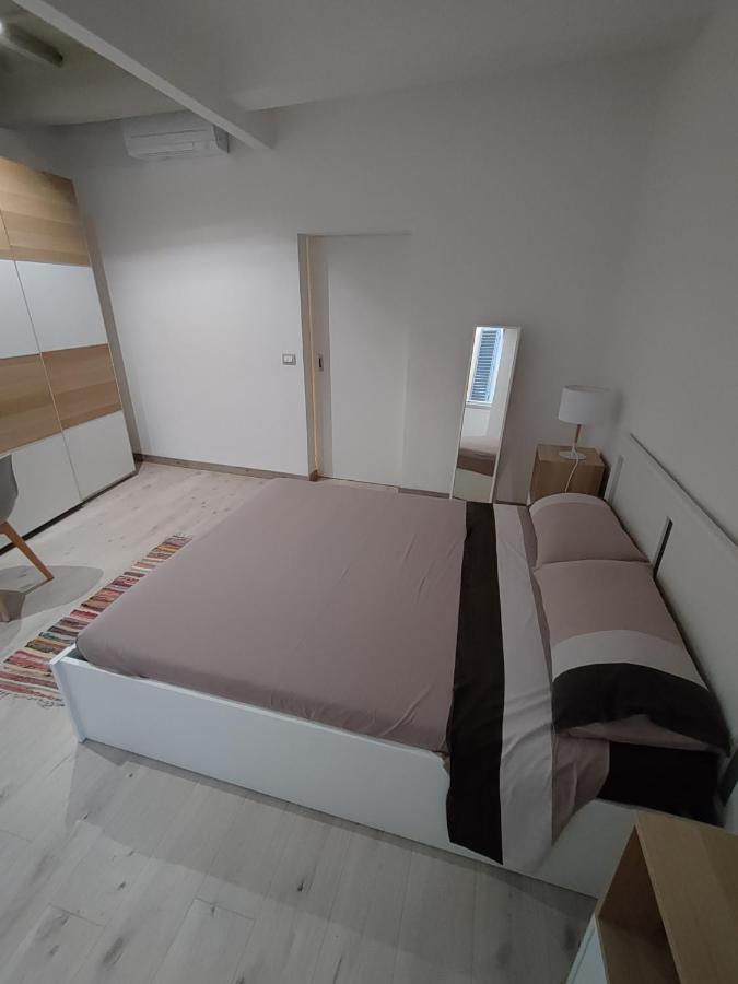 Cozy Near Ponte Vecchio Apartamento